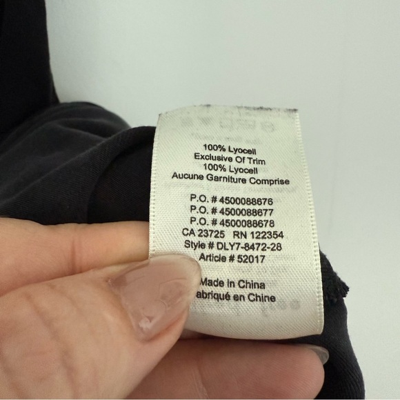 Aritzia Wilfred black Beatriz short overalls romper - XS - Picture 12 of 12